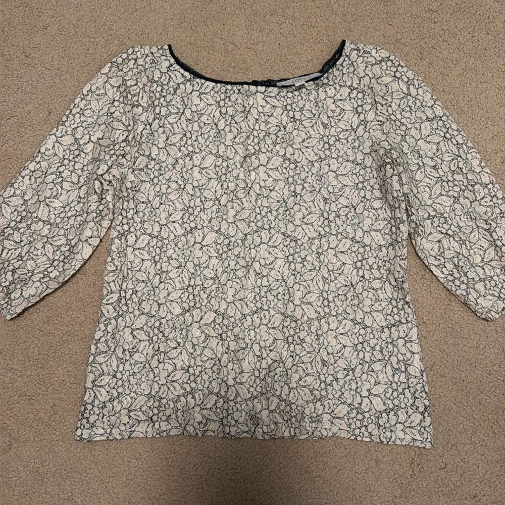 EUC - Loft S lace shirt